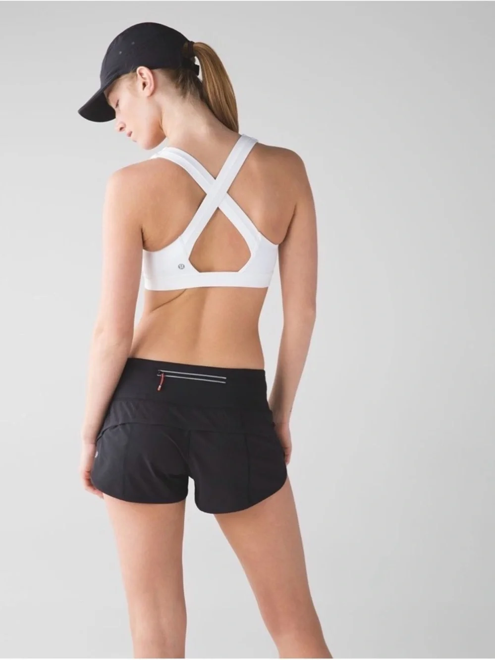 lululemon athletica run stuff your braWhite Cross-Back Sports Bra